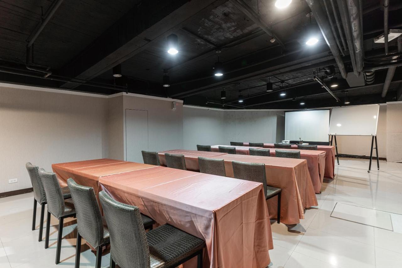 Fish Hotel Hualien Zewnętrze zdjęcie